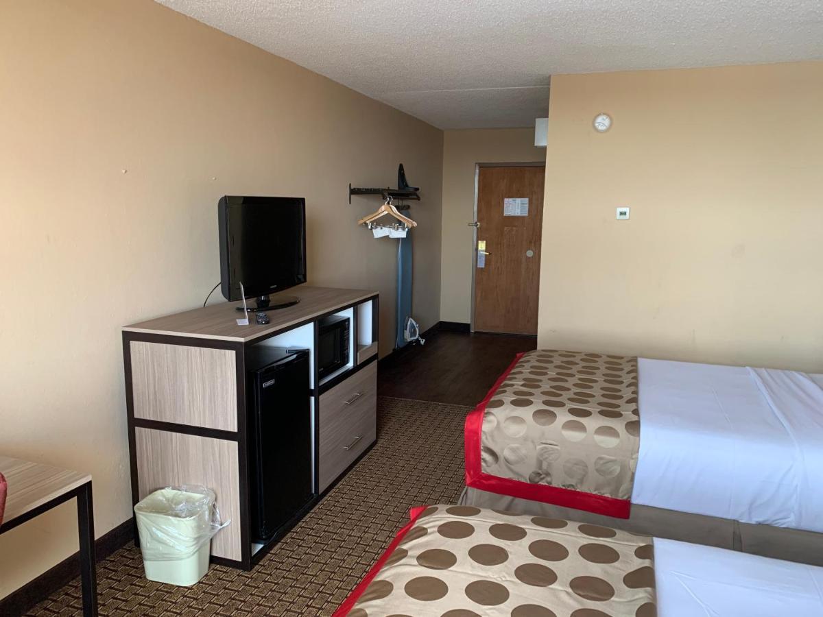 Ramada By Wyndham West Atlantic City Еґґ-Гарбор-Тауншіп Екстер'єр фото