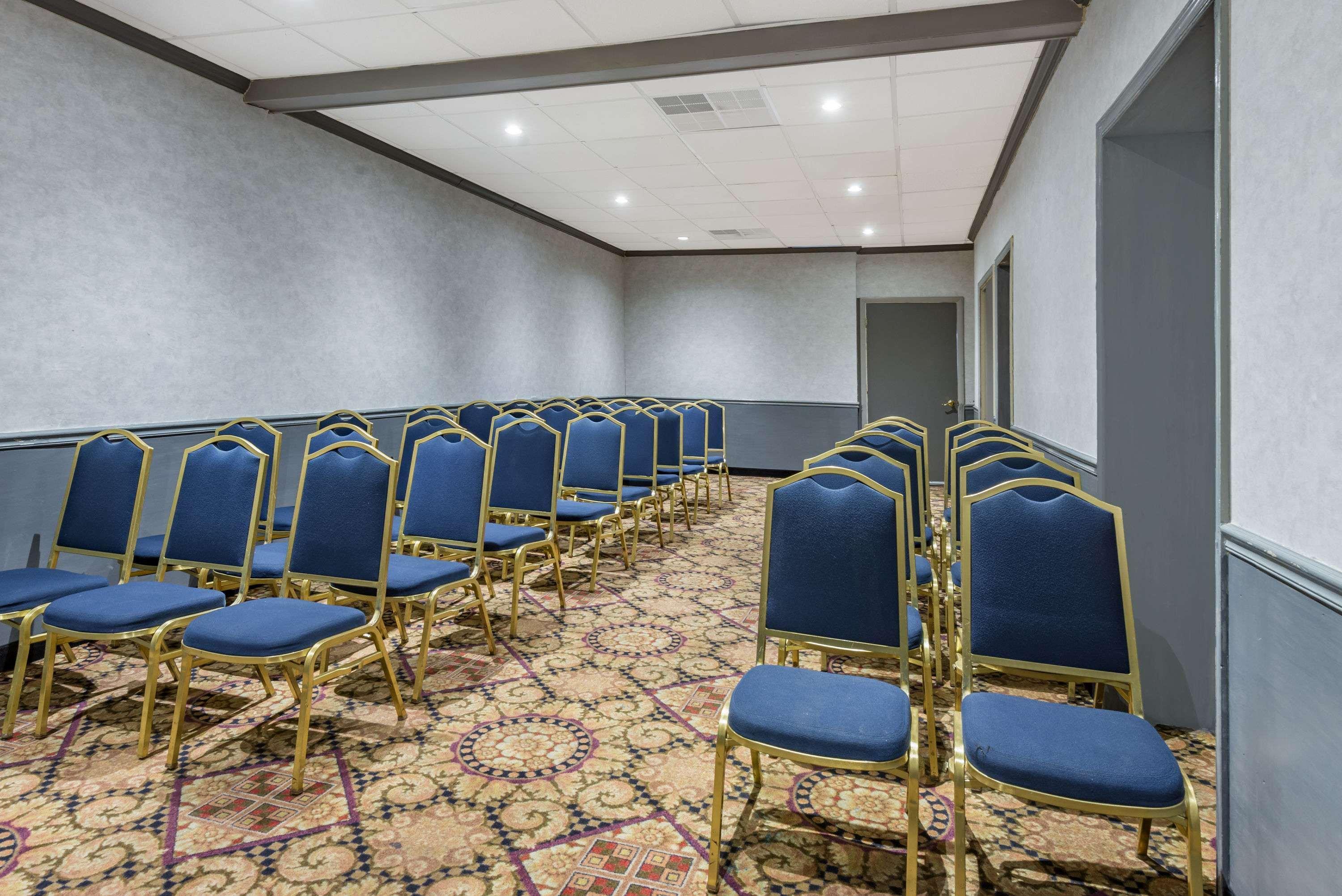Ramada By Wyndham West Atlantic City Еґґ-Гарбор-Тауншіп Екстер'єр фото