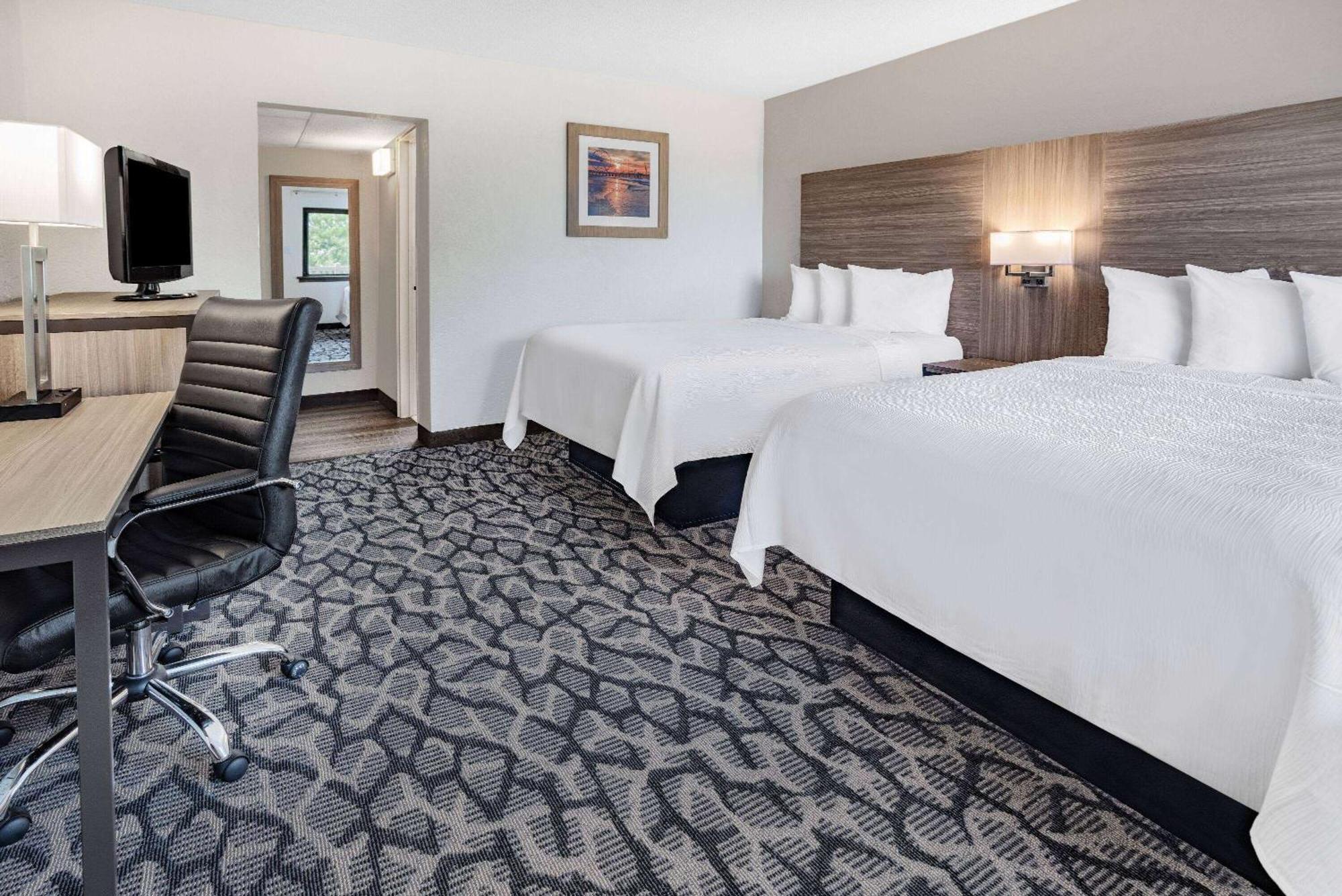 Ramada By Wyndham West Atlantic City Еґґ-Гарбор-Тауншіп Екстер'єр фото